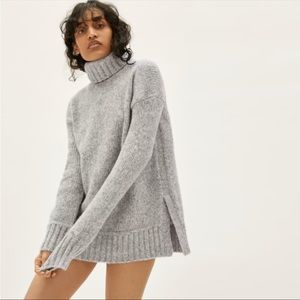 Everlane ‘The Cloud’ turtleneck